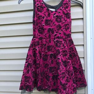 Girls dress
